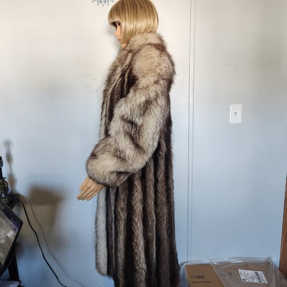 #694 Raccoon/fox fur coat/ small - Picture 5 of 9